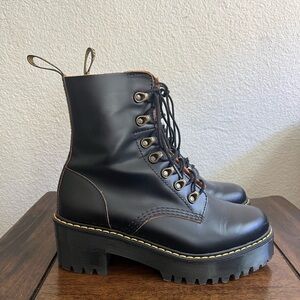 Dr. Martens Women's Leona Leather Boots size 8